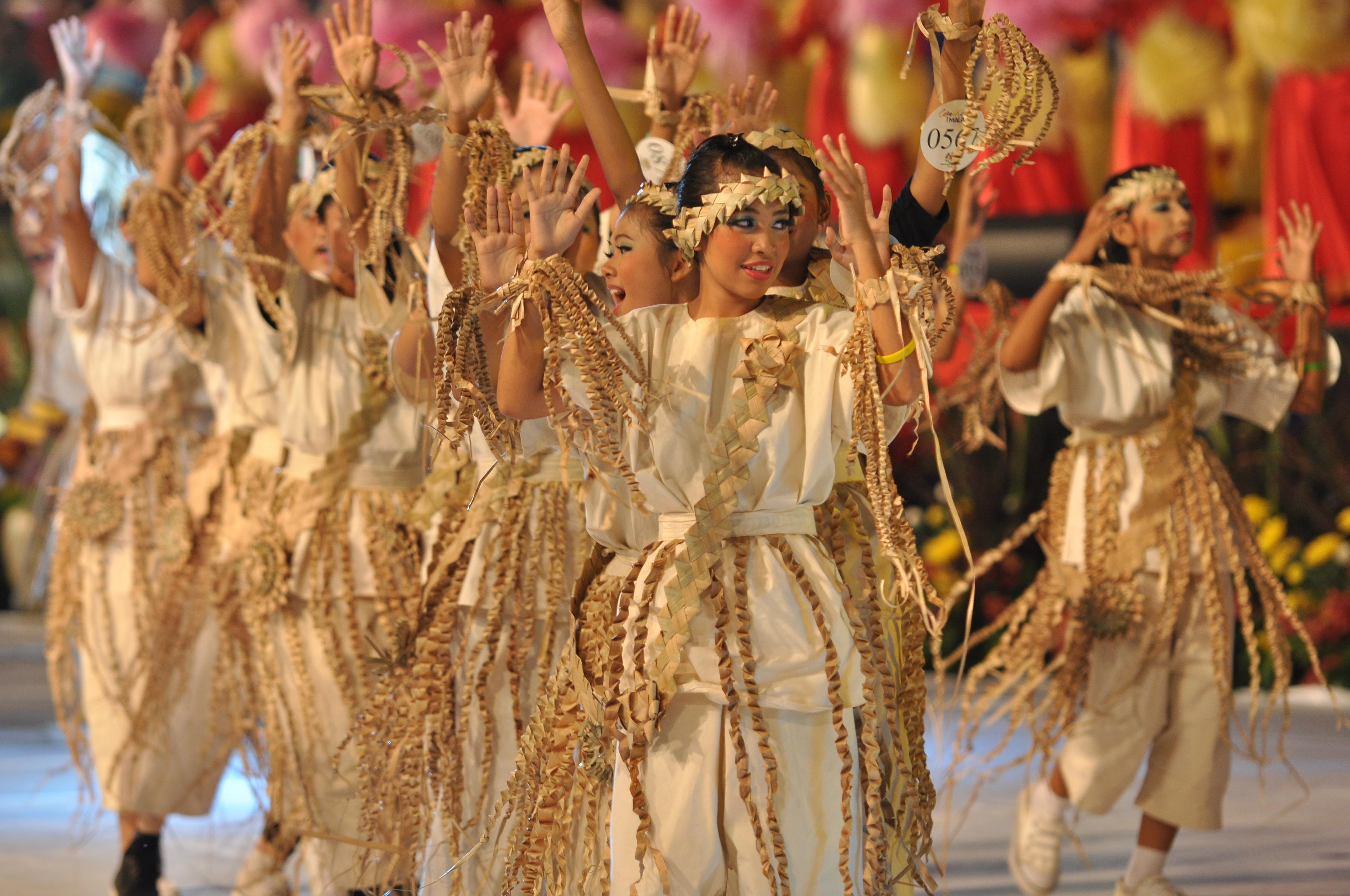 Thai Cultural Shows